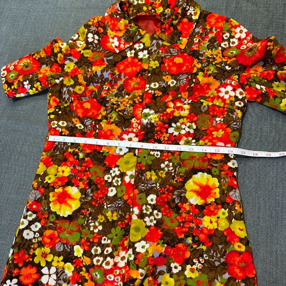 Groovy Floral Velveteen Bold Flower Power Print Lined Mini Dress Size Small - Picture 11 of 13